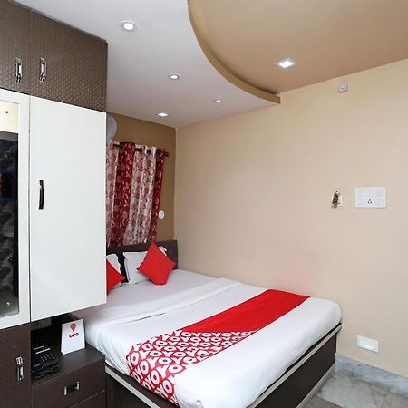 Oyo 9975 Hotel Asmeet 콜카타 외부 사진