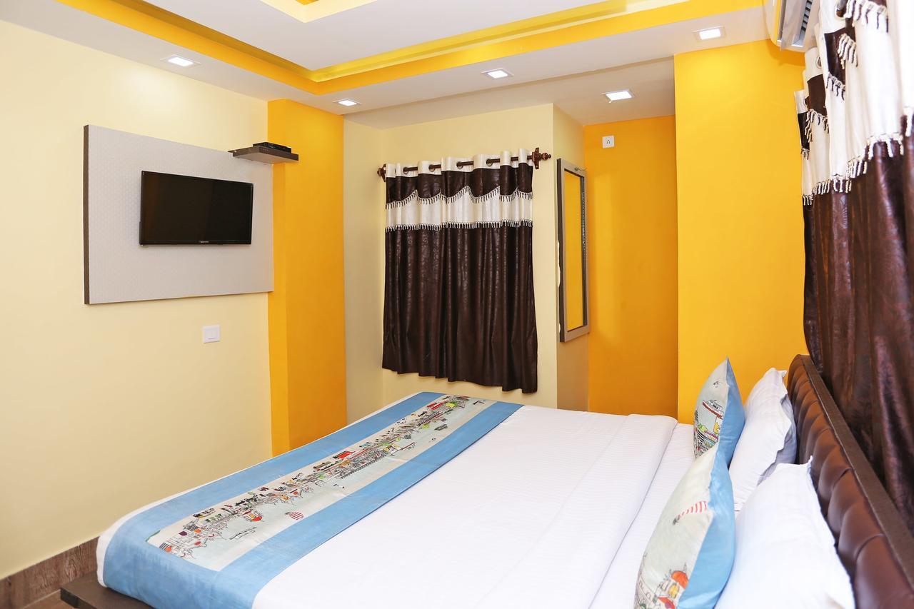 Oyo 9975 Hotel Asmeet 콜카타 외부 사진